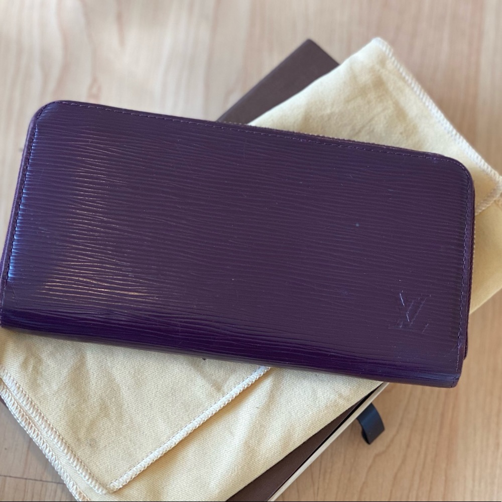 Zippy Wallet Epi Cassis
